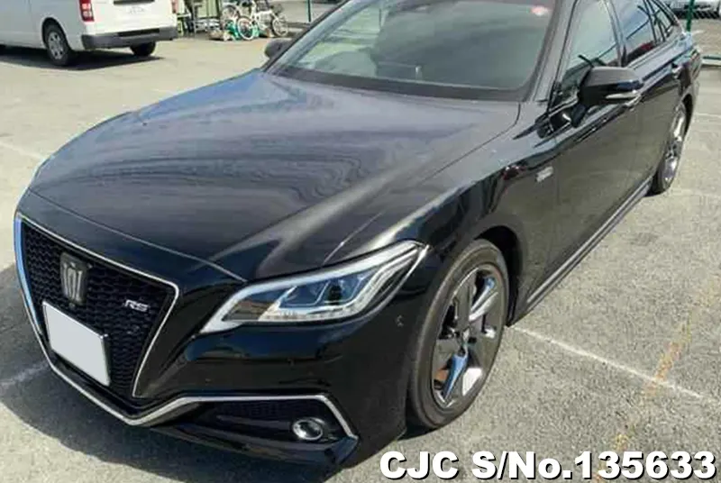 Toyota Crown in Black for Sale Image 3