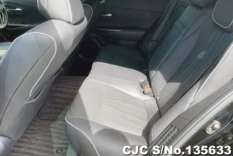 Toyota Crown in Black for Sale Image 9