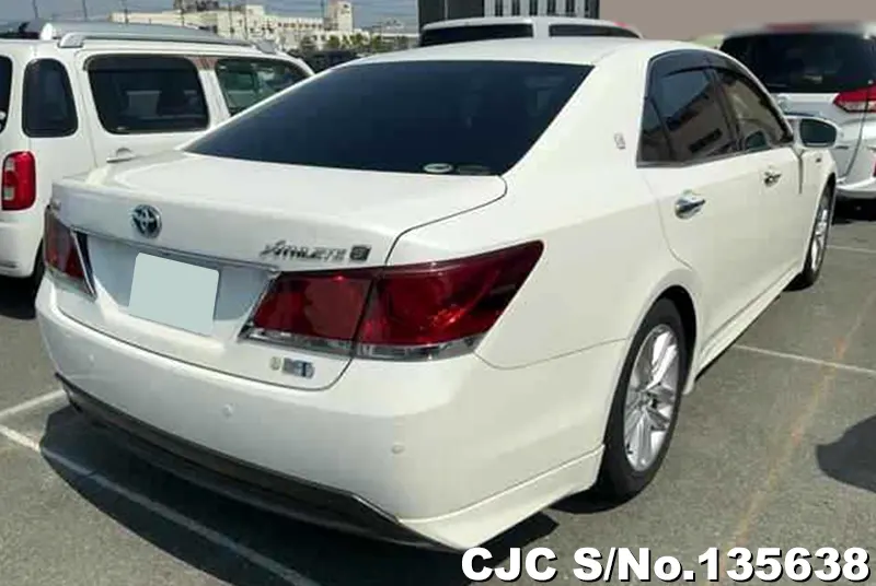 Toyota Crown in  for Sale Image 2