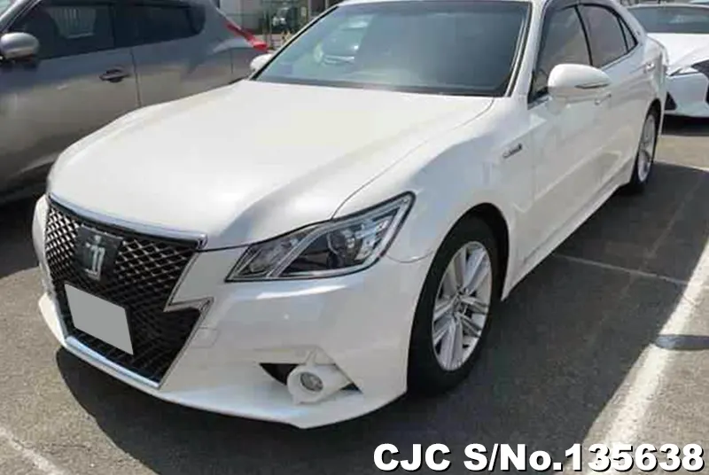 Toyota Crown in  for Sale Image 3
