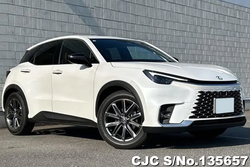 Lexus / LBX 2025