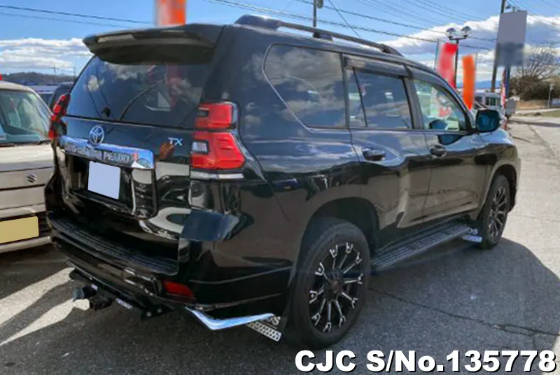 Toyota Land Cruiser Prado in Black for Sale Image 2