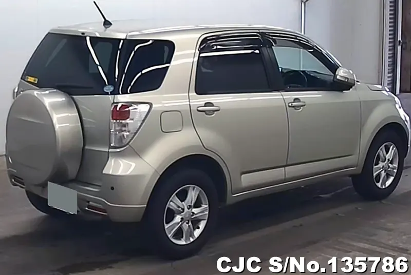 Toyota Rush in Gold for Sale Image 2