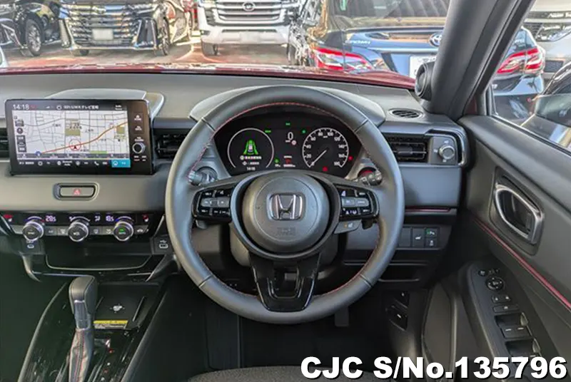 Honda Vezel in Red for Sale Image 12