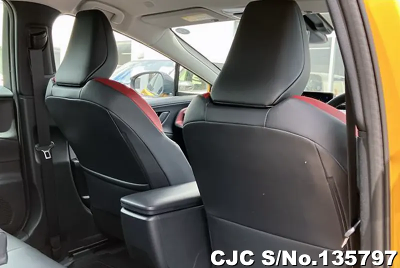 Toyota Prius in Yellow for Sale Image 5