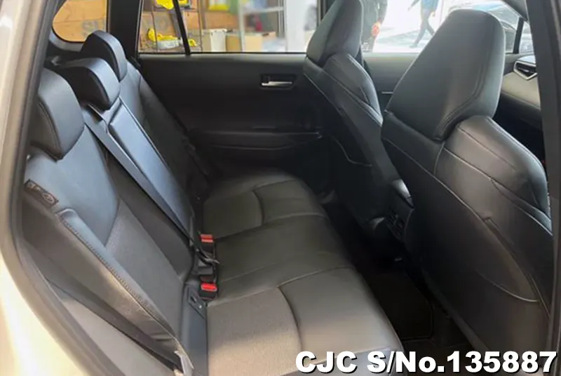 Toyota Corolla Cross in Pearl for Sale Image 3