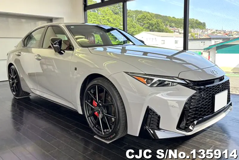 Lexus / LS 300H  2026