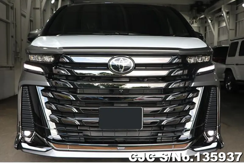 Toyota Vellfire in Gray for Sale Image 1