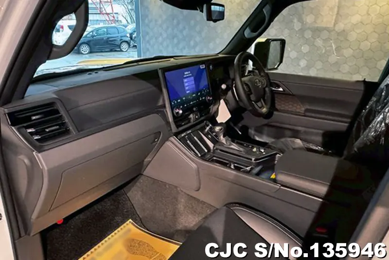 Lexus GX 550 in Pearl for Sale Image 8