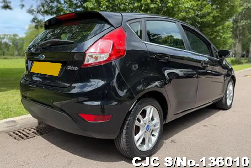 Ford Fiesta in Black for Sale Image 2
