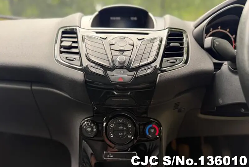 Ford Fiesta in Black for Sale Image 14