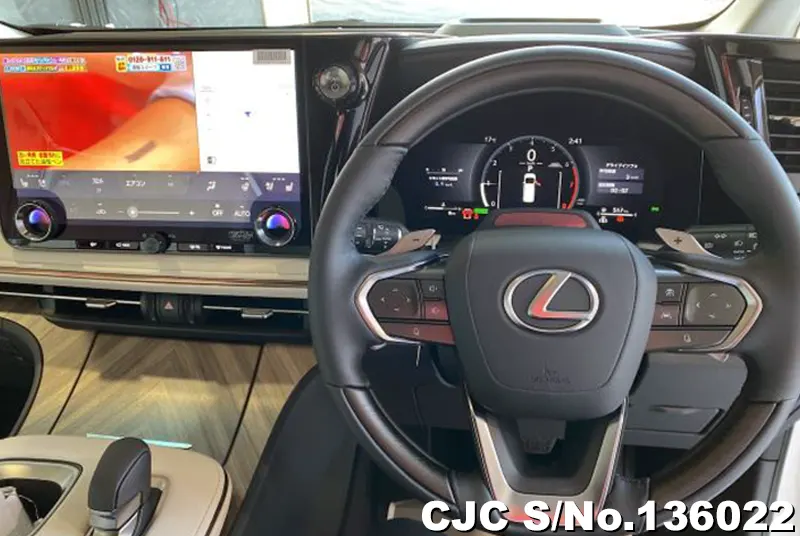 Lexus LM500h in White for Sale Image 8