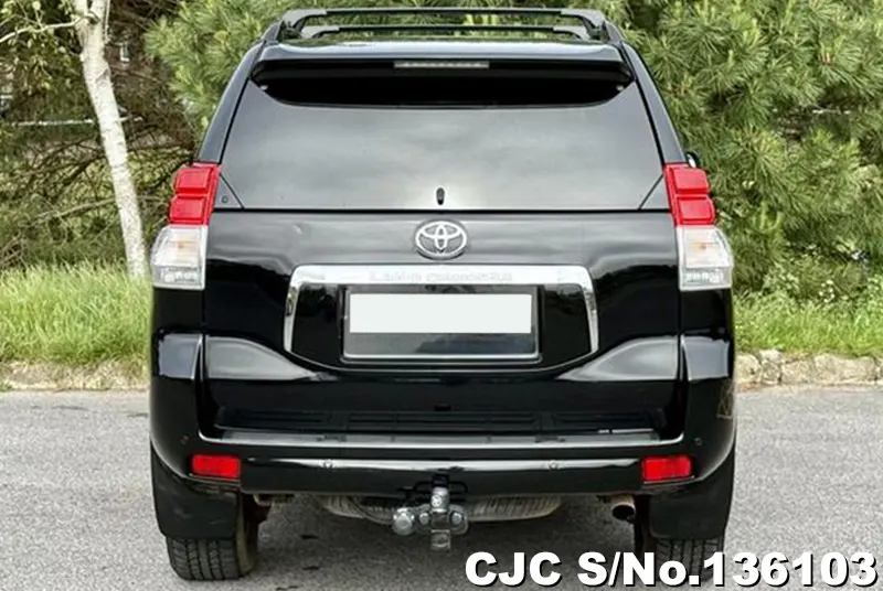 Toyota Land Cruiser Prado in Black for Sale Image 5