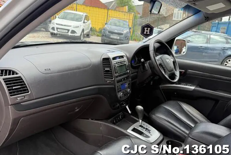 Hyundai Santa FE in Silver for Sale Image 5