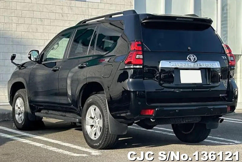 Toyota Land Cruiser Prado in Black for Sale Image 1