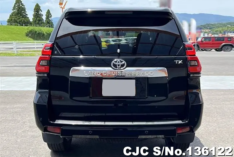 Toyota Land Cruiser Prado in Black for Sale Image 5