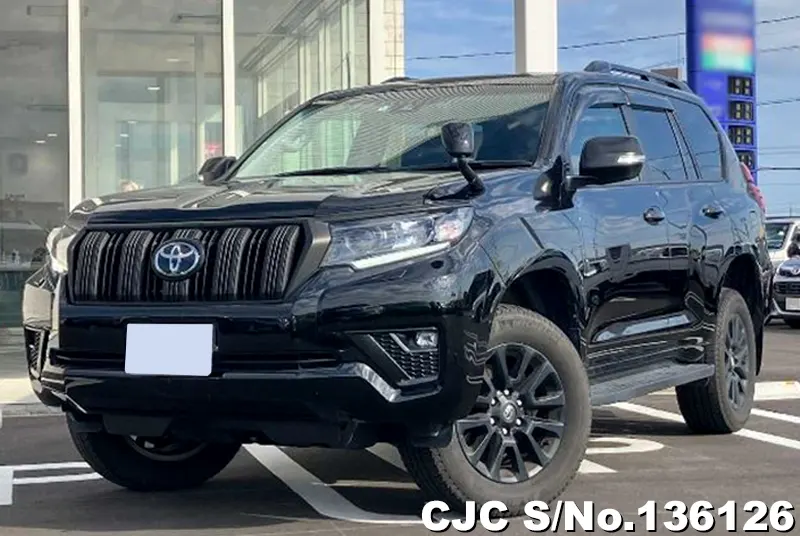 Toyota Land Cruiser Prado in Black for Sale Image 3