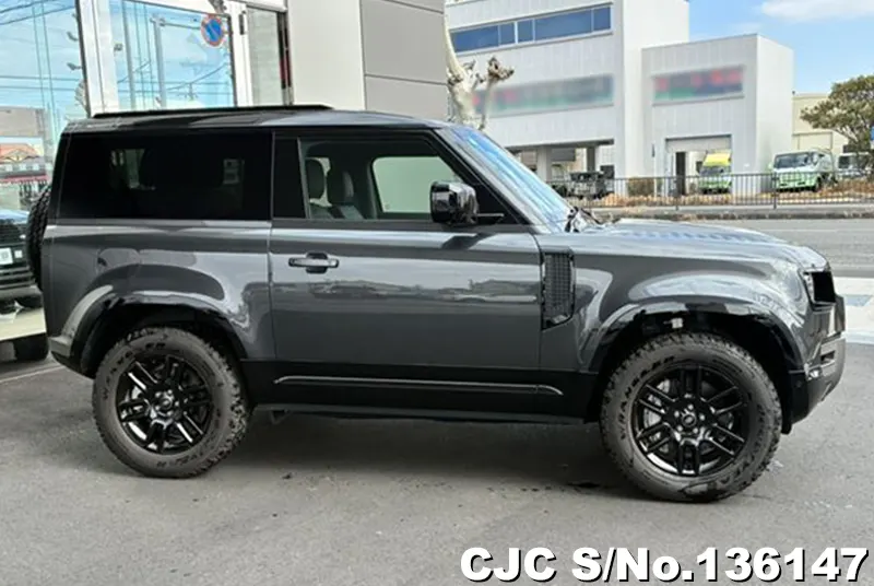 Land Rover Defender in Gray for Sale Image 4