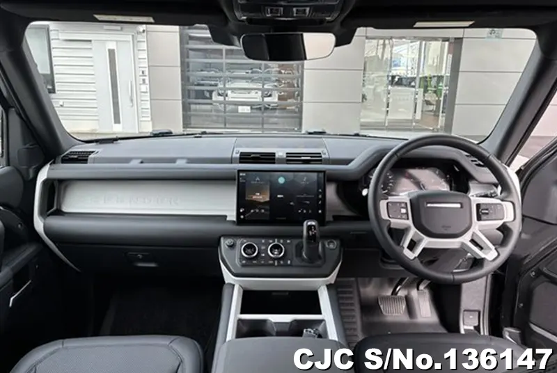 Land Rover Defender in Gray for Sale Image 7