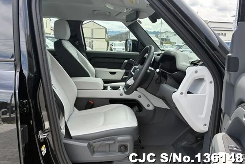 Land Rover Defender in Black for Sale Image 9