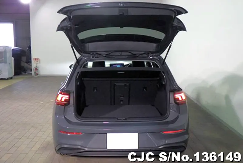 Volkswagen Golf in Gray for Sale Image 5