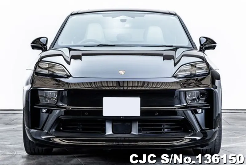 Porsche Macan in Black for Sale Image 4