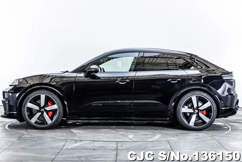 Porsche Macan in Black for Sale Image 7