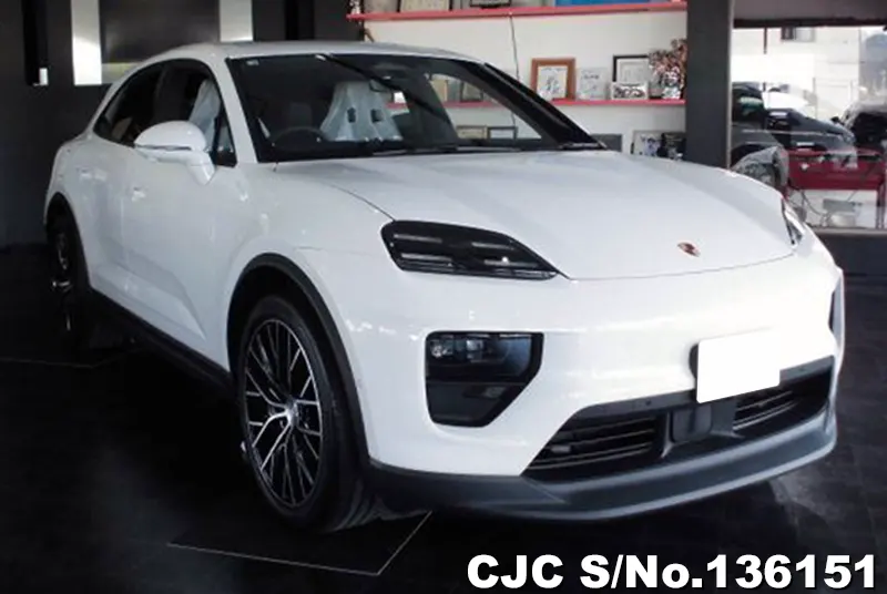 Porsche / Macan 2026