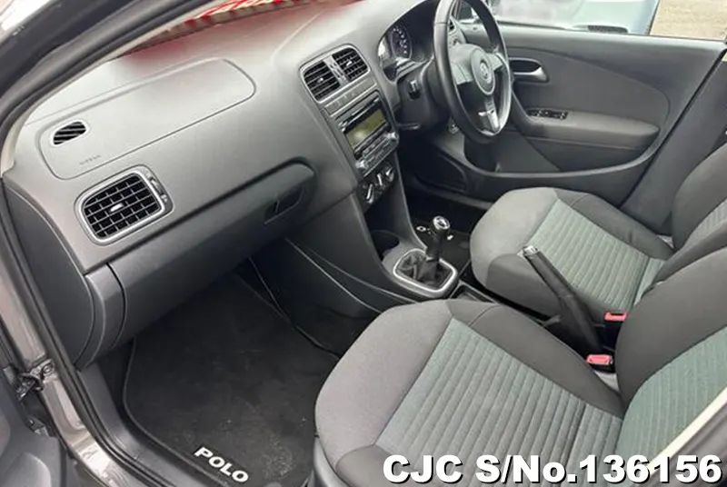 Volkswagen Polo in Gray for Sale Image 8
