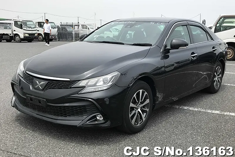 Toyota Mark X in Black for Sale Image 3
