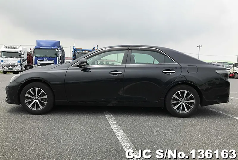 Toyota Mark X in Black for Sale Image 7