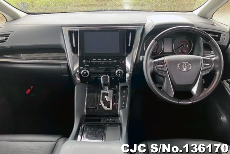 Toyota Alphard in Black for Sale Image 2