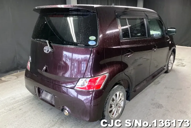 Toyota BB in Red for Sale Image 2