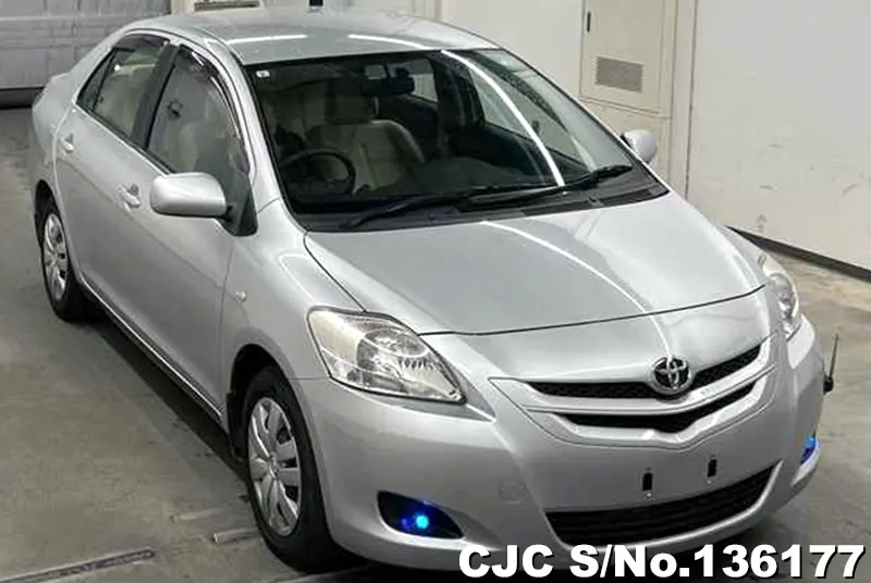 Toyota / Belta 2008