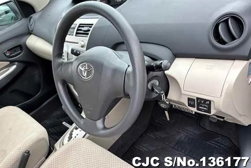 Toyota Belta in Silver for Sale Image 4