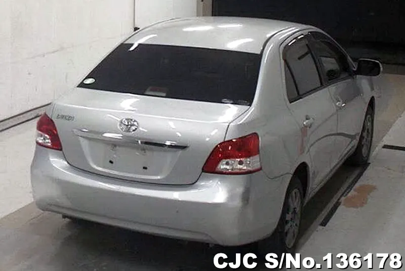 Toyota Belta in Silver for Sale Image 2