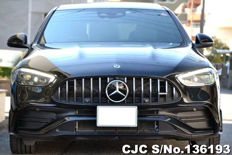 Mercedes Benz C Class in Black for Sale Image 2