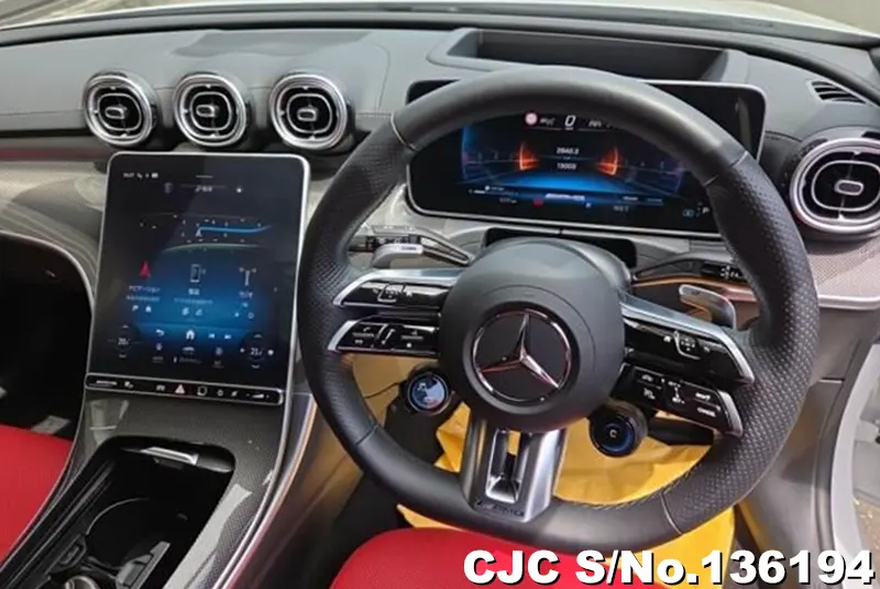 Mercedes Benz C Class in White for Sale Image 7