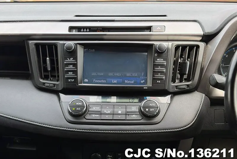 Toyota Rav4 in Black for Sale Image 18