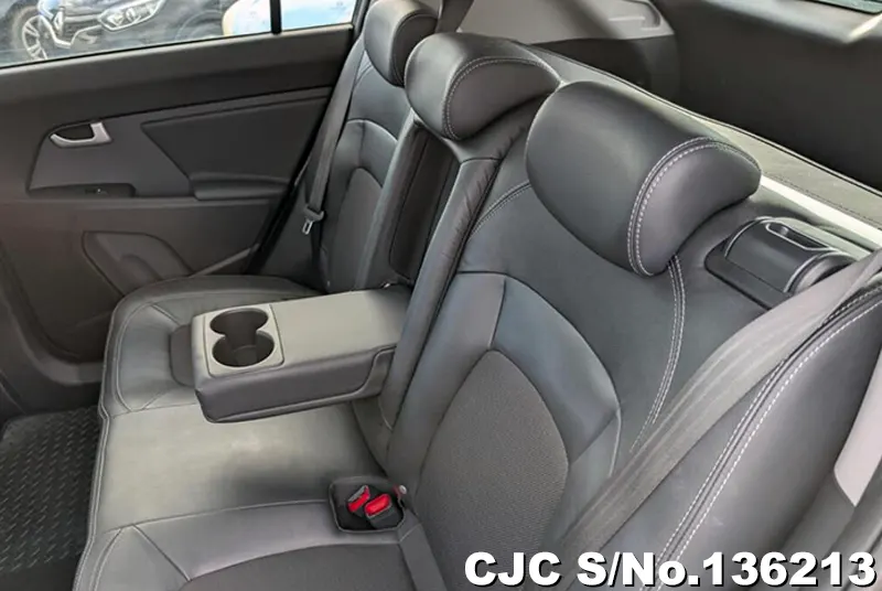 Kia Sportage in Black for Sale Image 13