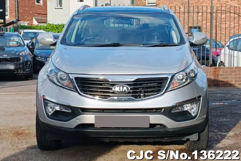 Kia Sportage in Silver for Sale Image 4