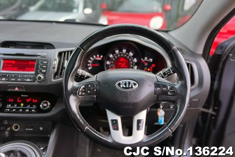 Kia Sportage in Silver for Sale Image 14