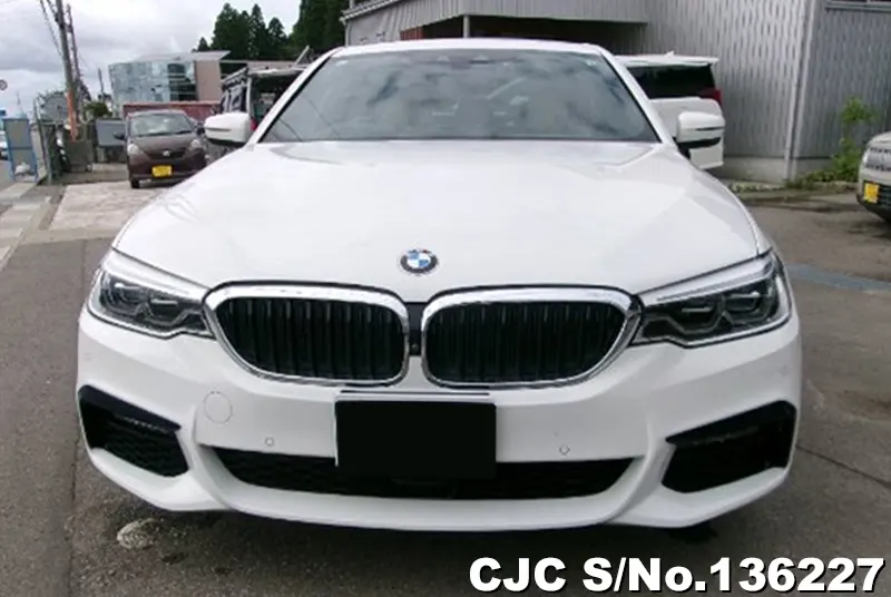 BMW 5 Series in White for Sale Image 4