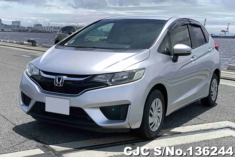 Honda Fit in Silver for Sale Image 3