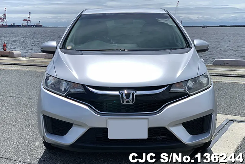 Honda Fit in Silver for Sale Image 4