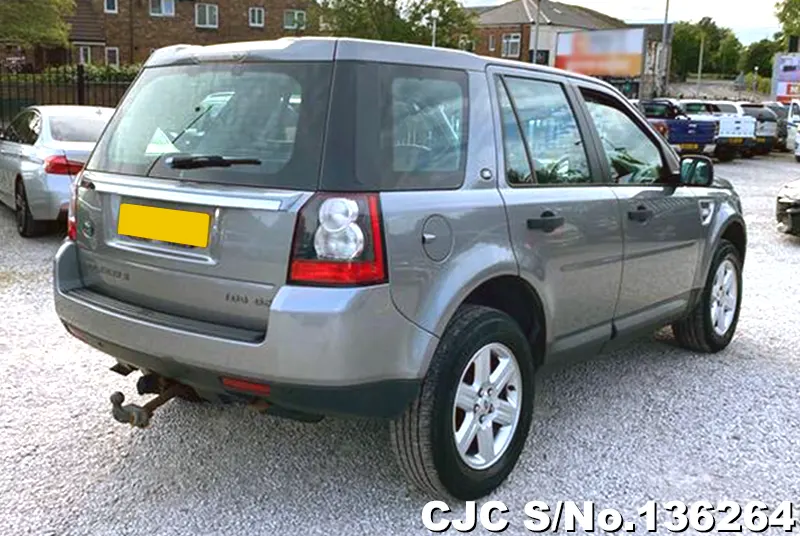 Land Rover Freelander in Gray for Sale Image 2