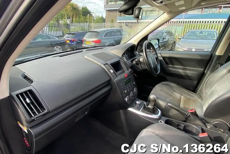 Land Rover Freelander in Gray for Sale Image 8