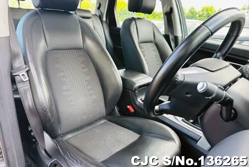 Land Rover Discovery in Brown for Sale Image 8