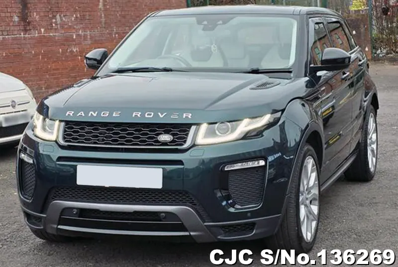 Land Rover Range Rover in Green for Sale Image 3