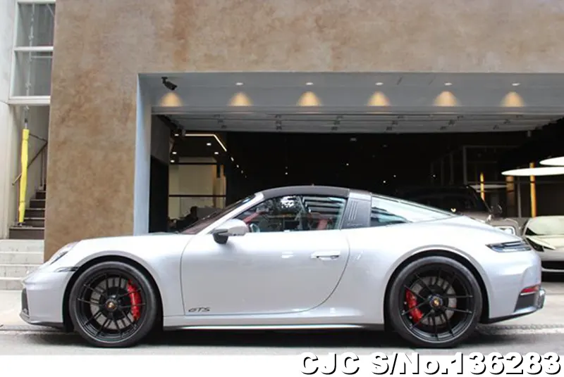 Porsche 911 in Silver for Sale Image 4